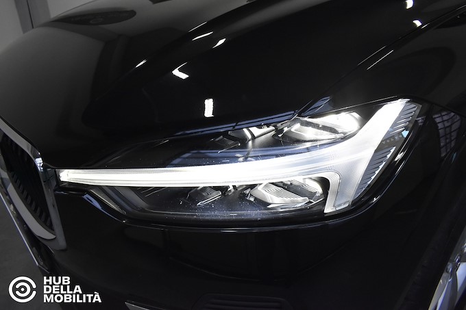 VOLVO XC60 B4 (d) automatico Business